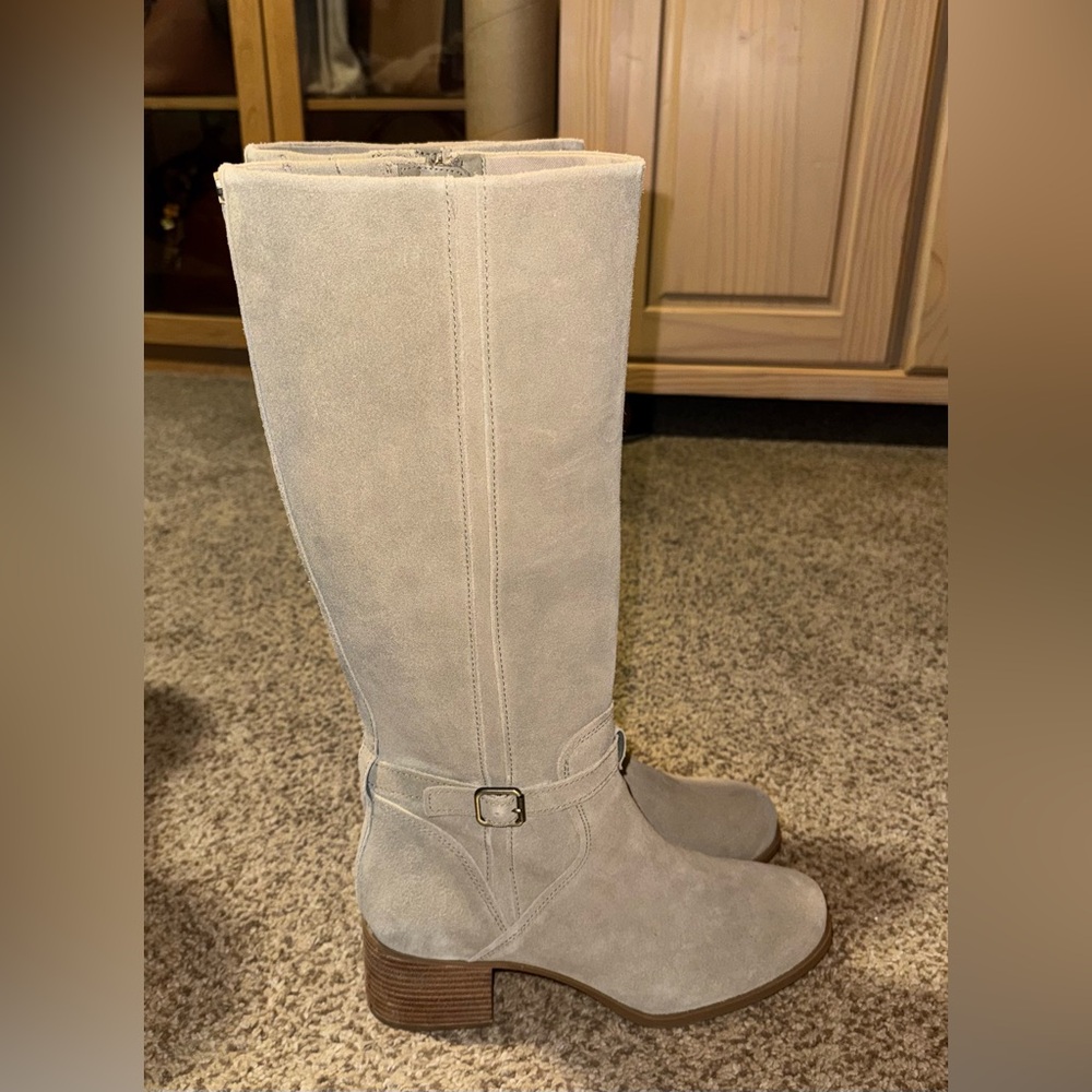 Koolaburra Women's Over the Knee Tan Boots - Picture 2 of 5